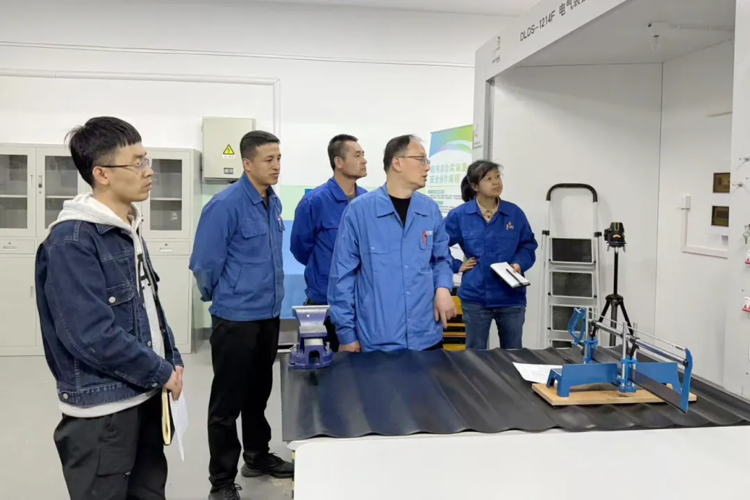 学院组织开展安全综合检查